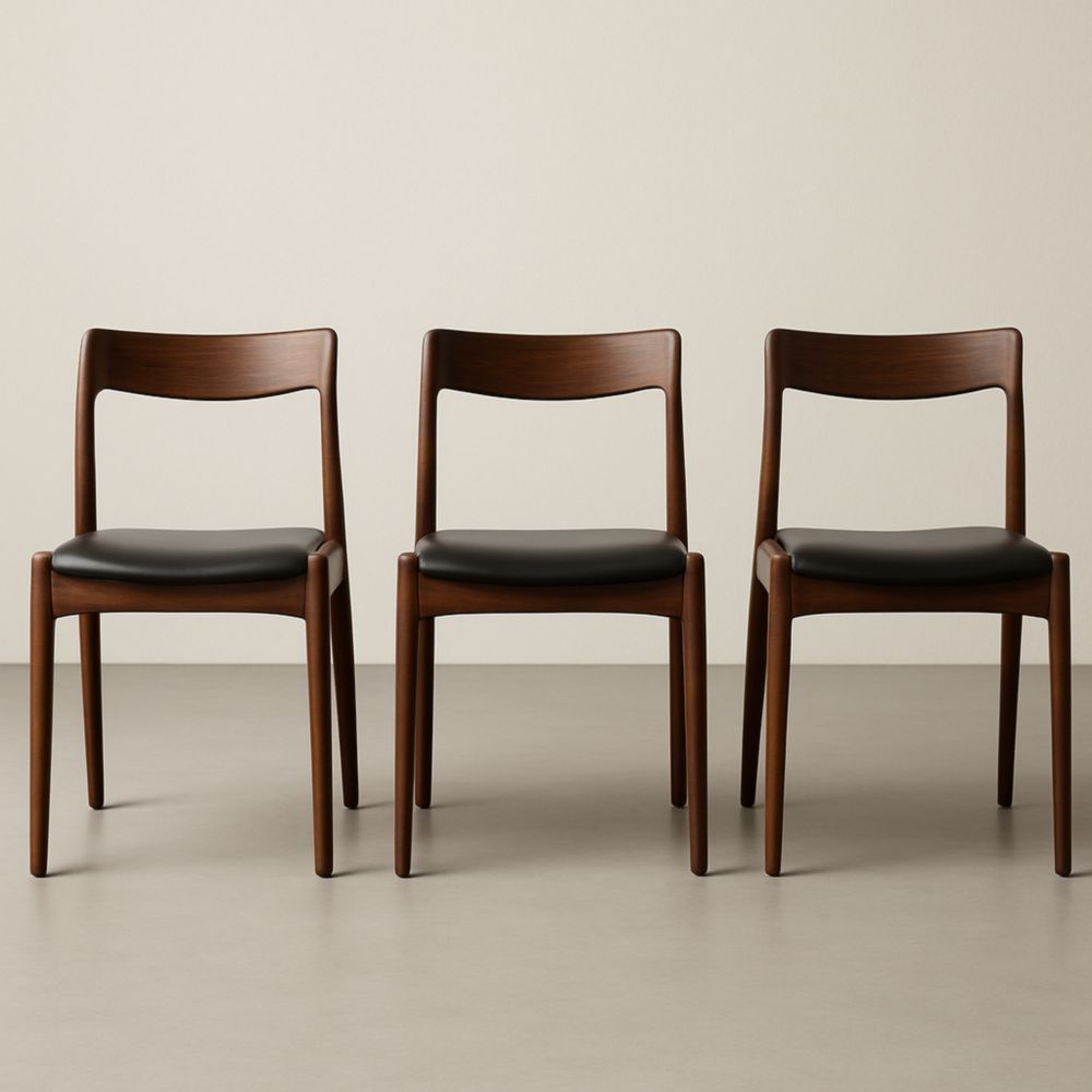 Ensemble de 3 chaises en bois avec assise en simili cuir noir